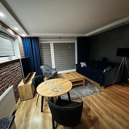 Apartament Vip-2 Reda Bagian luar foto