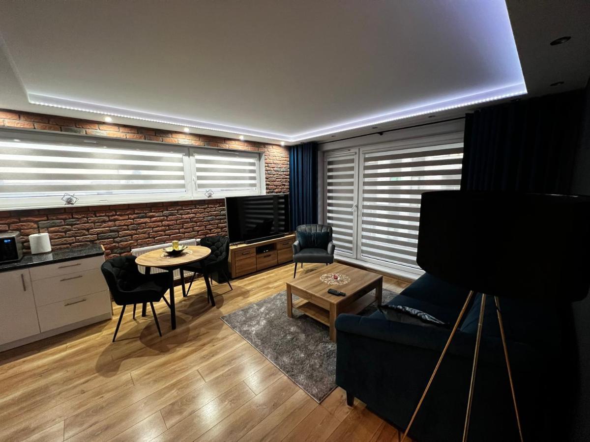 Apartament Vip-2 Reda Bagian luar foto